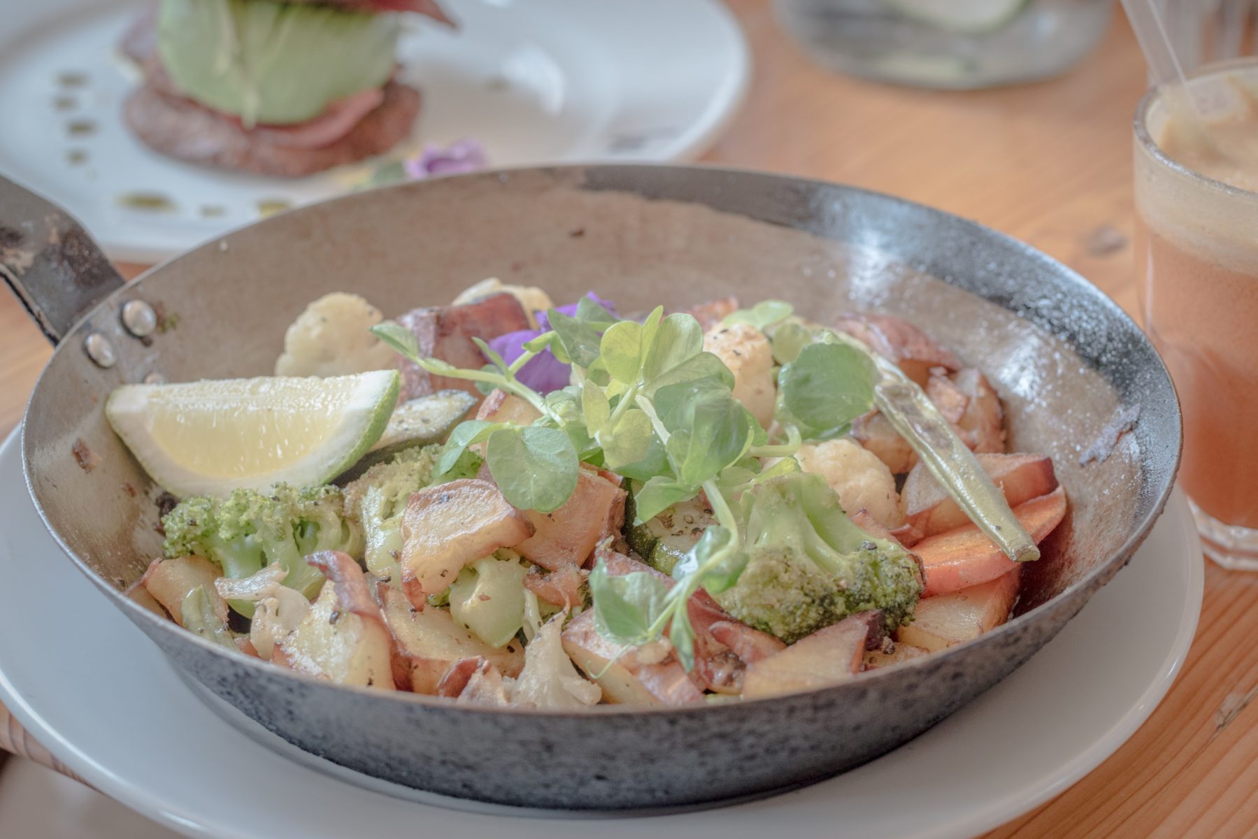 Urban Angel Café | Get in my Belly 4