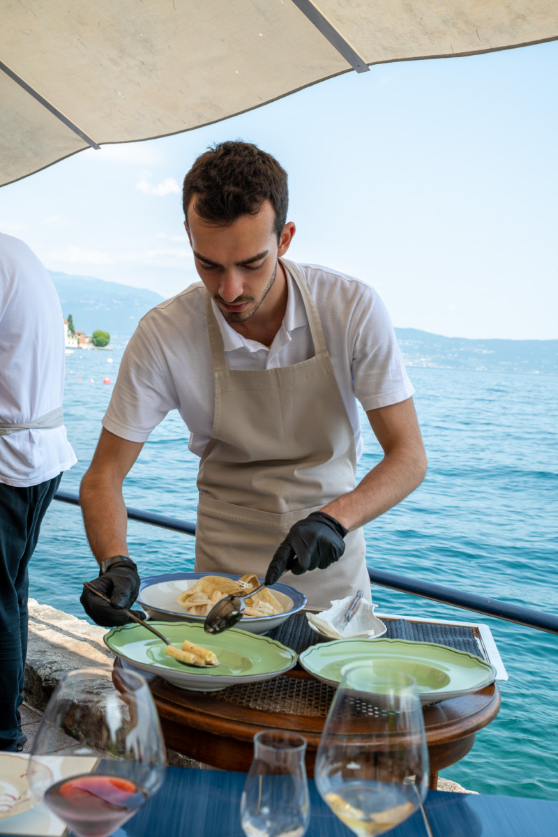 Wine pairing service at Lido 84 Gardone Riviera