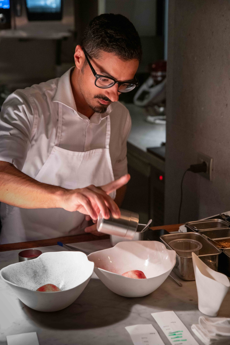 Waffle with onion fondant and whipped beurre blanc at Autem Milan