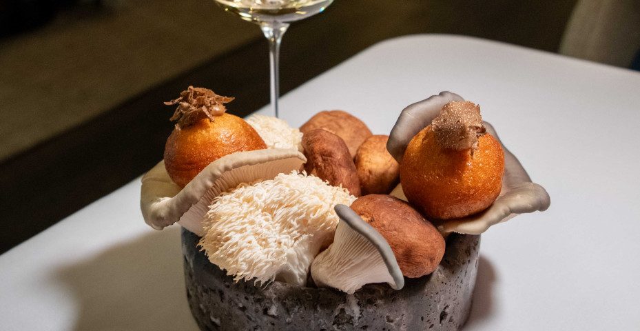 Mertia signature dish - mushroom vetkoek